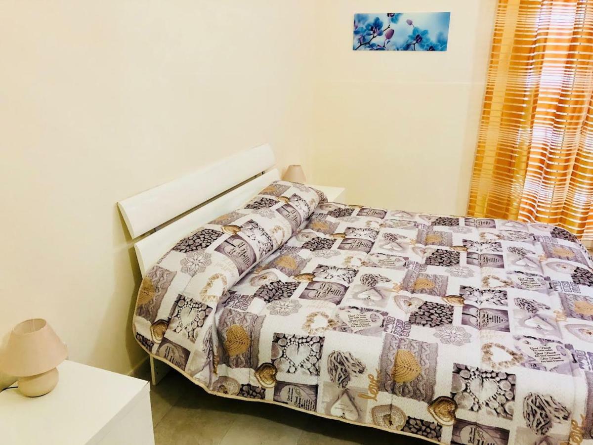 Sogni D'Oro Apartment Bari Bagian luar foto