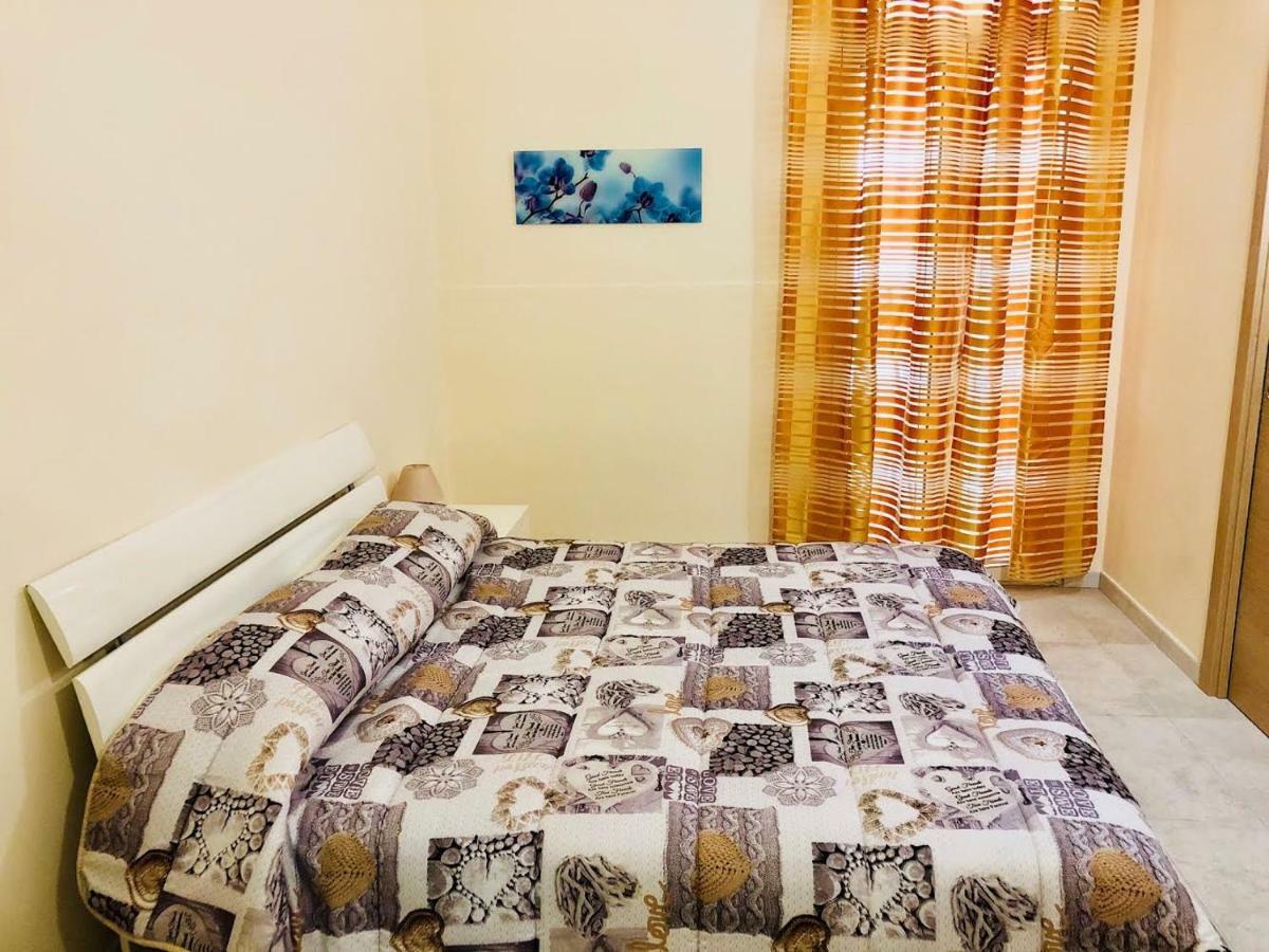 Sogni D'Oro Apartment Bari Bagian luar foto